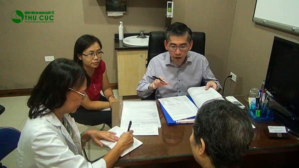 Bệnh viện Thu Cúc có bác sĩ giỏi đến từ Singapore sẽ trực tiếp tư vấn điều trị bệnh cho người bệnh