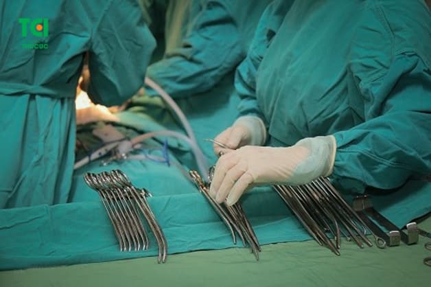 Với phẫu thuật TOT, tình trạng són tiểu chấm dứt ngay sau khi hoàn thành phẫu thuật.