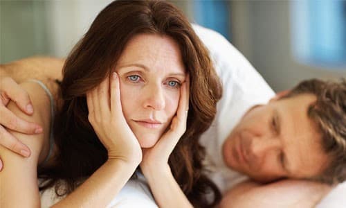 Phụ nữ mãn kinh còn ham muốn không là băn khoăn của nhiều người.