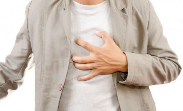 Người bệnh có thể nghe rõ tiếng tim mình đập mạnh, nhanh hơn và đây là một bất thường nhịp tim