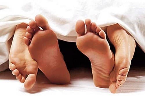 Cần kiêng quan hệ trong suốt quá trình bị quai bị cho đến khi khỏi bệnh