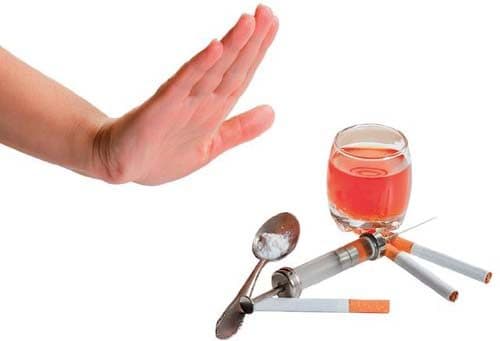 Không hút thuốc lá và hạn chế bia rượu là cách phòng ngừa ung thư dạ dày hiệu quả