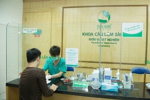 Là một thủ thuật đơn giản, tuy nhiên, bạn nên thực hiện cắt bao quy đầu tại cơ sở y tế uy tín