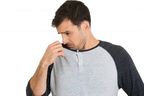 Hơi thở có mùi hoặc mùi cơ thể cũng có thể là triệu chứng của bệnh nào đó ở hệ tiêu hóa mà bạn không ngờ tới