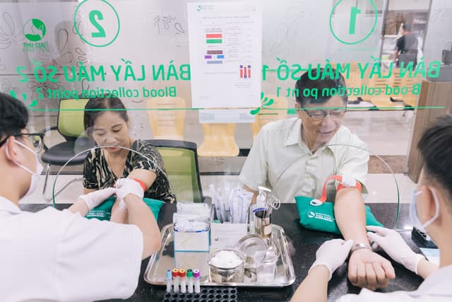 Xét nghiệm máu vào buổi chiều nên hay không