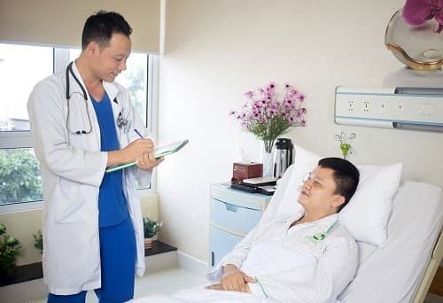 Với sự chăm sóc chu đáo của các bác sĩ và điều dưỡng viên tại Bệnh viện Thu Cúc, người bệnh sau phẫu thuật lấy sỏi bàng quang sẽ phục hồi nhanh chóng.