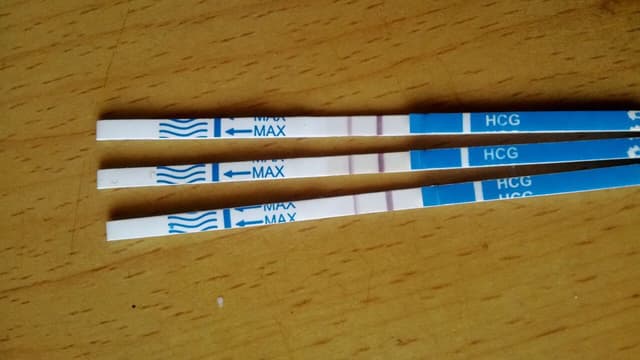 Que thử thai như thế nào là có thai?