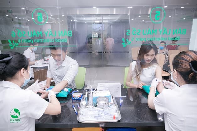 Bạn gái bạn có thể thực hiện xét nghiệm Beta hCG để cho kết quả nhanh chóng và chính xác hơn