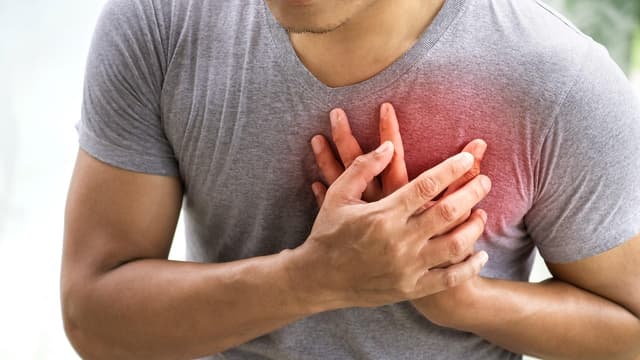 Dấu hiệu ung thư tuyến giáp di căn