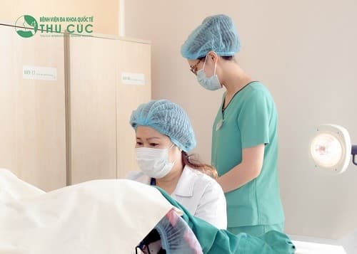 Đẻ thường bị rạch tầng sinh môn là thủ thuật nhiều chị em phải thực hiện