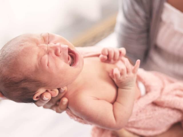 Thoát vị bẹn ở trẻ nhỏ: Nhận biết và điều trị