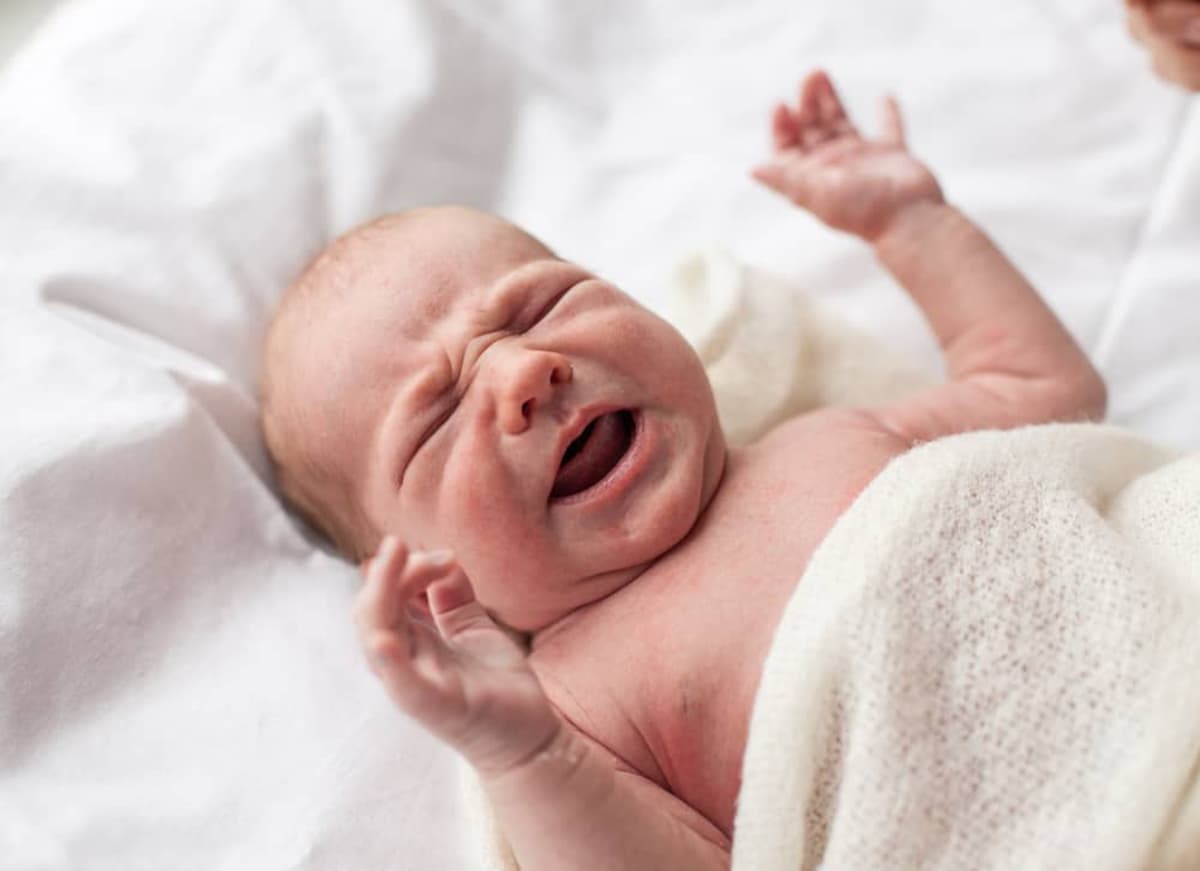 Viêm bao quy đầu ở trẻ em: Bố mẹ cần hết sức cảnh giác