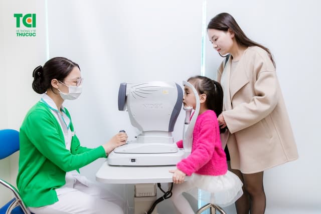 Cách điều trị tật cận thị ở trẻ em