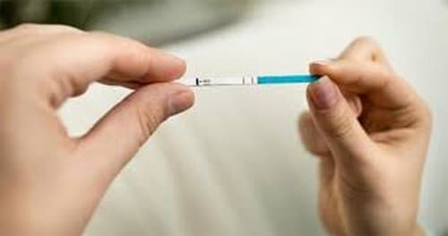 Chậm kinh 7 ngày bạn đã có thể thử thai bằng que.