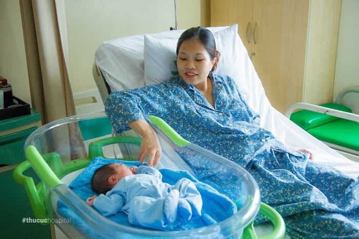 Đẻ mổ bao lâu thì lành