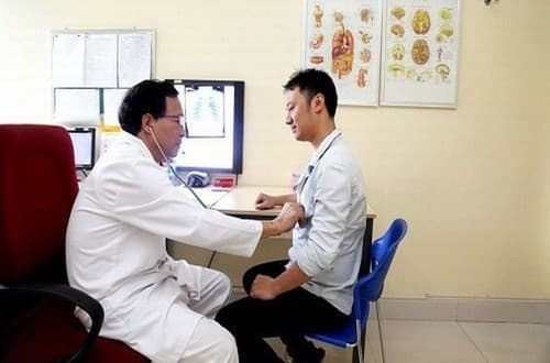 Thăm khám để được chẩn đoán và điều trị hở van tim 3 lá kịp thời hiệu quả