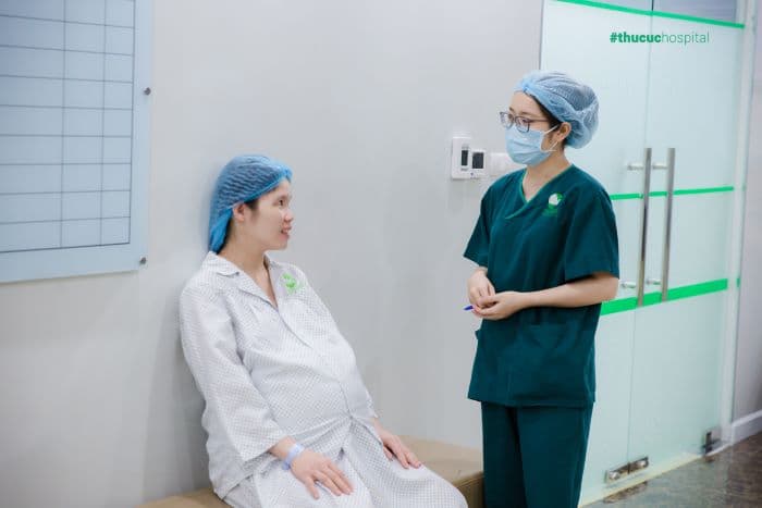 Sau sinh mổ khoảng 6 tuần mẹ có thể tiến hành đeo gen nịt bụng