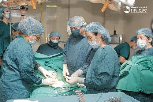 Trải qua cuộc phẫu thuật sinh mổ cơ thể mẹ khá nhạy cảm.