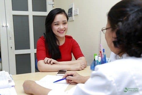 trị huyết trắng bằng phèn chua