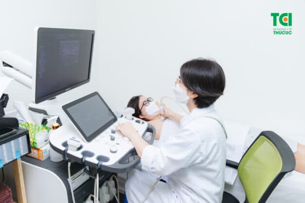 Siêu âm giúp bác sĩ chẩn đoán khối u đặc hay nang