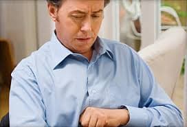 Ợ hơi là dấu hiệu cảnh báo trào ngược dạ dày thực quản