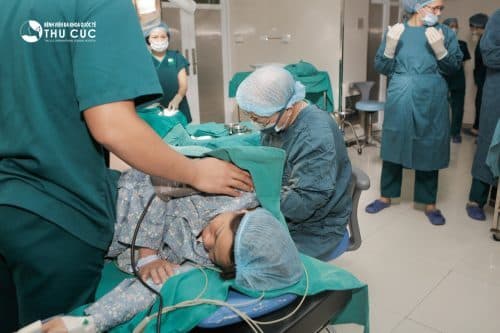 Sinh mổ được bác sĩ chỉ định