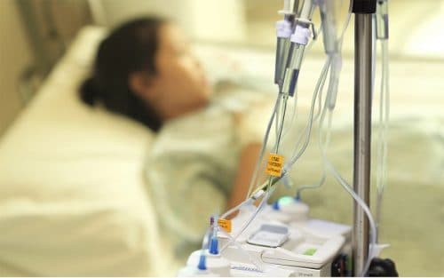 Tác dụng phụ của hóa trị ung thư là điều khó tránh nhưng có thể kiểm soát