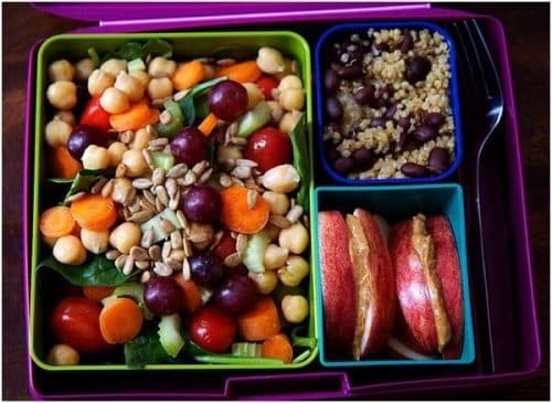 Bữa trưa chứa đủ chất xơ và protein giảm triệu chứng đầy hơi vào buổi chiều