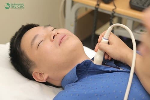Siêu âm tuyến giáp phân biệt khối u đặc hay nang