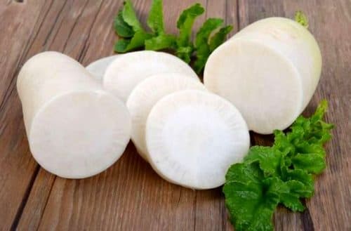 Củ cải có chứa chất chống oxy hóa giúp người bệnh sốt xuất huyết nhanh chóng hồi phục sức khỏe.