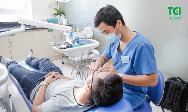 Điều kiện cơ sở vật chất, trang thiết bị khang trang, tiện nghi và hiện đại đem lại cảm giác thư giãn, dễ chịu trong toàn bộ quá trình thăm khám tại bệnh viện.