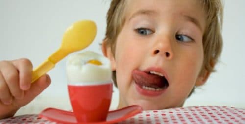 Ăn trứng có gây đầy bụng khó tiêu?