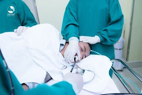 Bệnh viện Thu Cúc có bác sĩ nội soi giỏi, ekip nội soi chuyên nghiệp