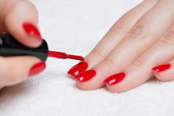 Tránh tiếp xúc với hóa chất độc hại