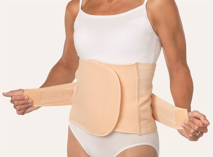 Chị em nên gen bụng sau sinh mổ khoảng 1-2 tháng