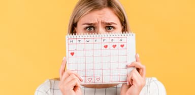 Tại sao mang thai tháng đầu vẫn có kinh nguyệt?