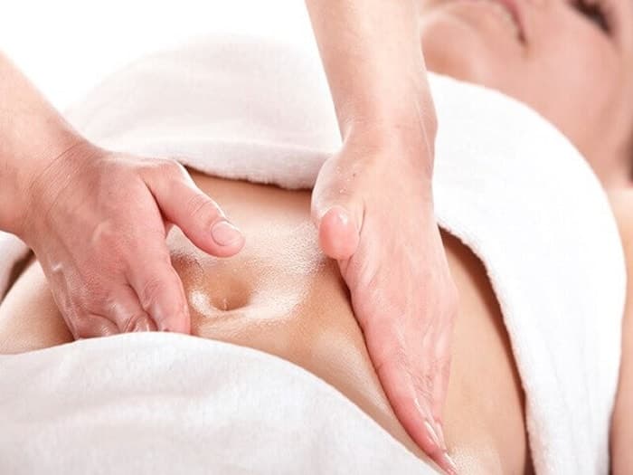 Massage giúp giảm kích thước vòng bụng sau sinh mổ hiệu quả