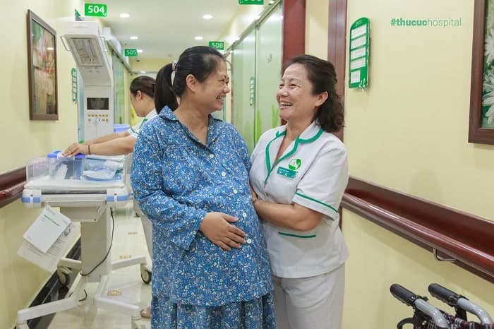 Sinh thường hay sinh mổ đau hơn