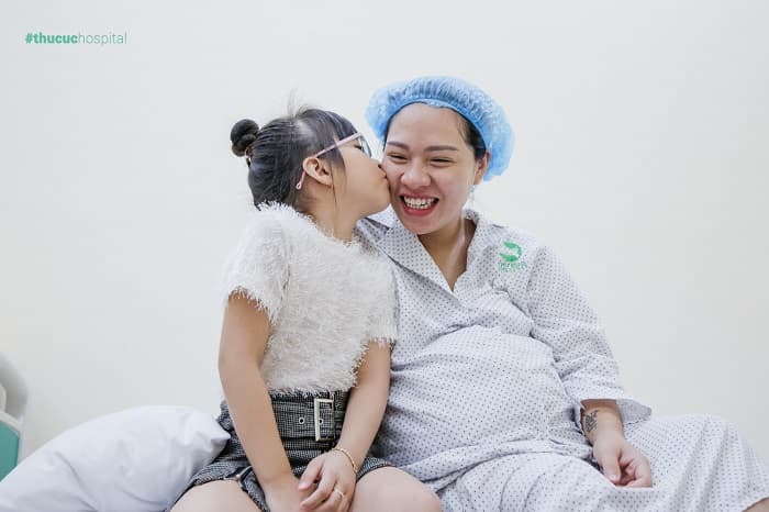 Nếu khoảng cách giữa 2 lần sinh quá gần nhau thì sinh mổ lần 2 sẽ tiềm ẩn nhiều nguy cơ, biến chứng nguy hiểm cho mẹ bầu