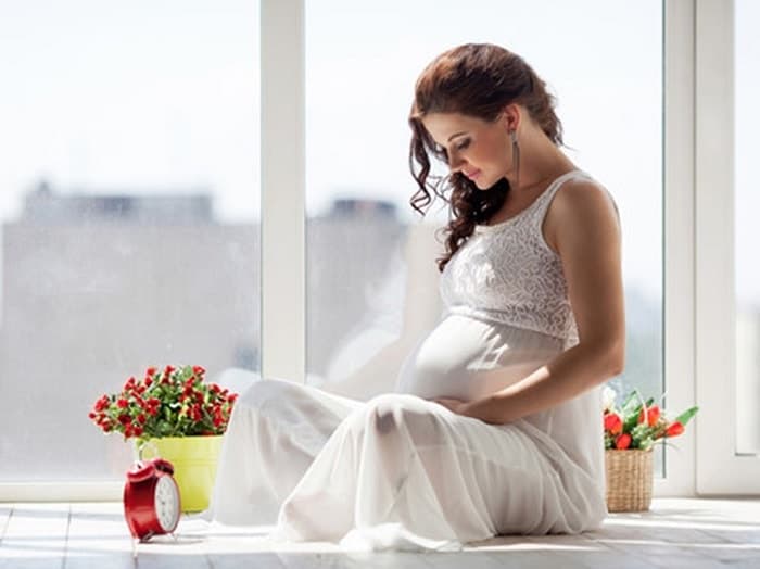 Mẹ bầu nên giữ tinh thần thoải mái và vui vẻ