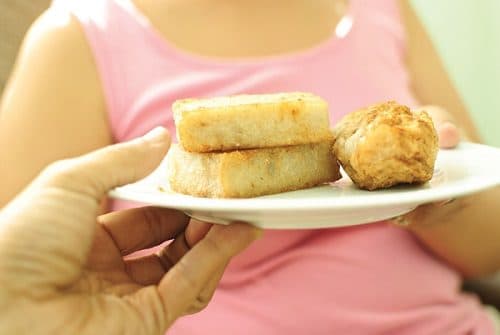 Chế độ ăn ít chất xơ cũng làm tăng nguy cơ mắc bệnh ở đường tiêu hóa, trong đó có ung thư hậu môn