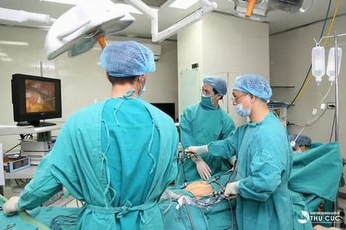 Phẫu thuật nội soi ung thư dạ dày giúp loại bỏ một phần hoặc toàn bộ dạ dày bị bệnh