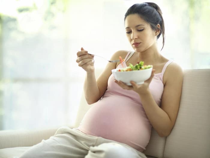 Ăn nhiều chất xơ giúp cải thiện tình trạng bị trĩ.