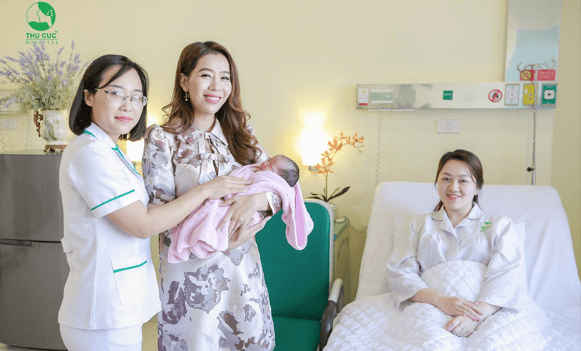 GIA ĐÌNH MC DIỆP CHI SỬ DỤNG DỊCH VỤ THAI SẢN TRỌN GÓI TẠI BỆNH VIỆN THU CÚC