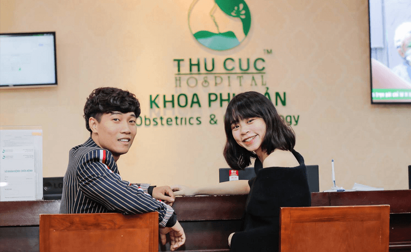 Vợ chồng ca sĩ Tùng Linh – Nhóm O.Plus làm hồ sơ sinh