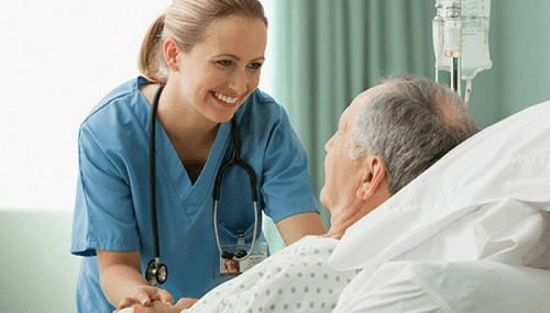 Trong quá trình điều trị ung thư thực quản, người bệnh cần được chăm sóc đặc biệt