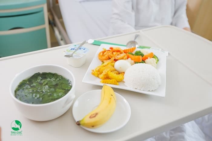 Một chế độ dinh dưỡng khoa học sẽ giúp vết mổ nhanh lành