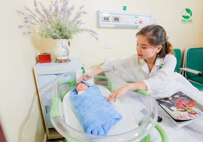 Vận động cơ thể ngay khi bớt đau cũng sẽ giúp giảm các biến chứng sau mổ