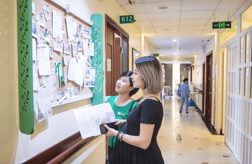 Hot Girl Mi Vân trải nghiệm thăm khám trước sinh mổ lần 2