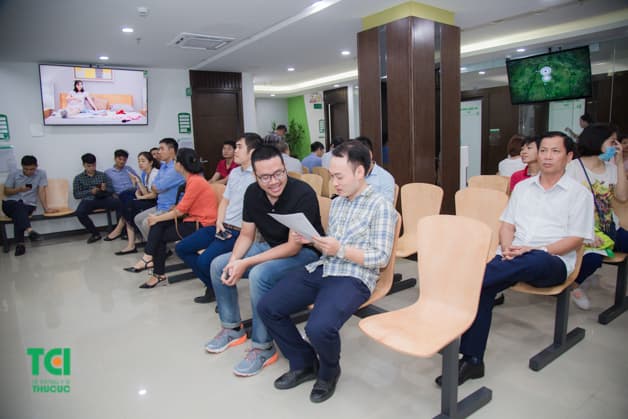 Kiểm tra sức khỏe định kỳ tại Bệnh viện Thu Cúc, người bệnh sẽ được trải nghiệm những dịch vụ y tế hiện đại trong một môi trường tiện nghi, sang trọng và chuyên nghiệp.